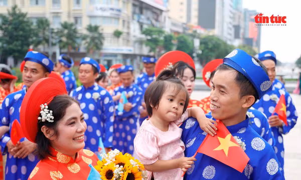 TP Hồ Chí Minh tổ chức lễ cưới tập thể cho 50 cặp đôi công nhân