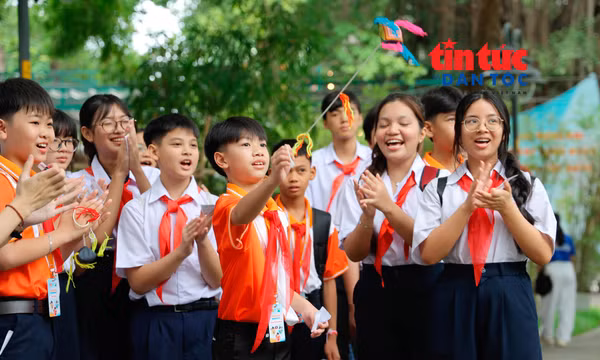 Đặc sắc Liên hoan Thiếu nhi 3 nước Việt Nam - Lào - Campuchia