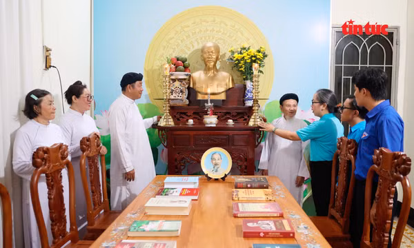 Phát huy giá trị 'Không gian văn hóa Hồ Chí Minh' ở các cơ sở tôn giáo