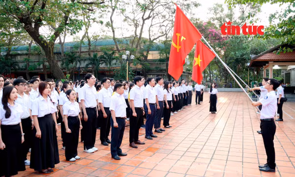 Sinh viên TP Hồ Chí Minh hướng về Đại hội XIV Đảng