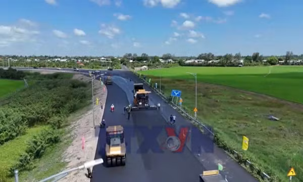 Diện mạo mới trên tuyến cao tốc chiến lược vùng Tây Nam Bộ