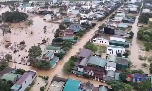 Mưa lũ gây ngập lụt, chia cắt nhiều nơi tại Quảng Trị