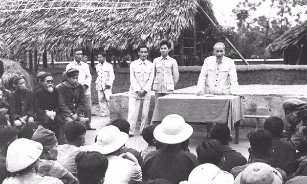 Học Bác mỗi ngày: 'Cơ chế thông thoáng hơn thì kiểm soát quyền lực phải chặt chẽ hơn'