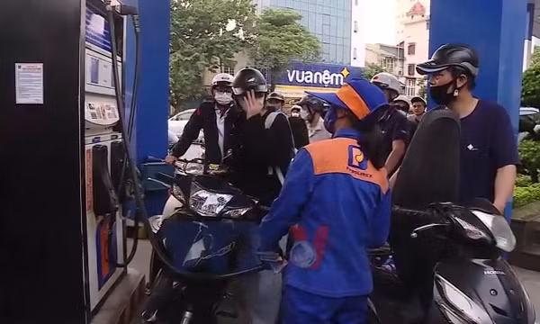 Xây dựng phương án mới về dự trữ xăng dầu