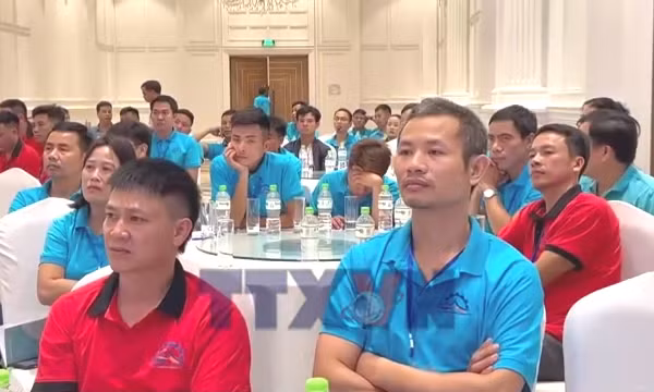 Gần 200 thợ xe máy ở Thanh Hóa đi học thuế