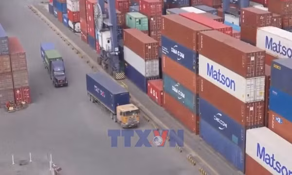 Tiêu điểm kinh tế tuần: Xuất khẩu tạo lực đẩy kinh tế