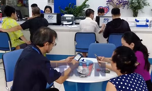 Gần 18 triệu thuê bao di động bị khóa một chiều từ 15/6