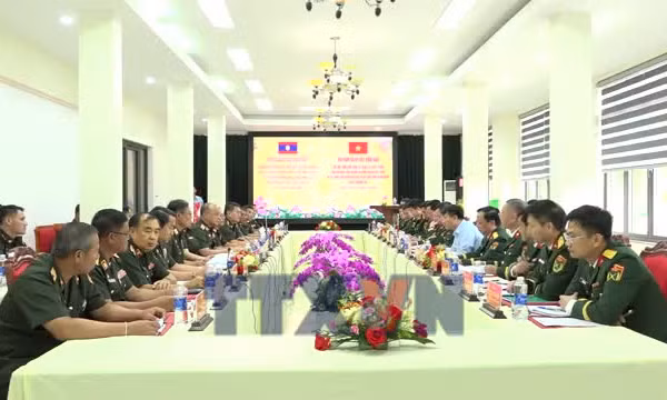 Ký kết thực hiện nhiệm vụ quân sự Quảng Trị và hai tỉnh của Lào