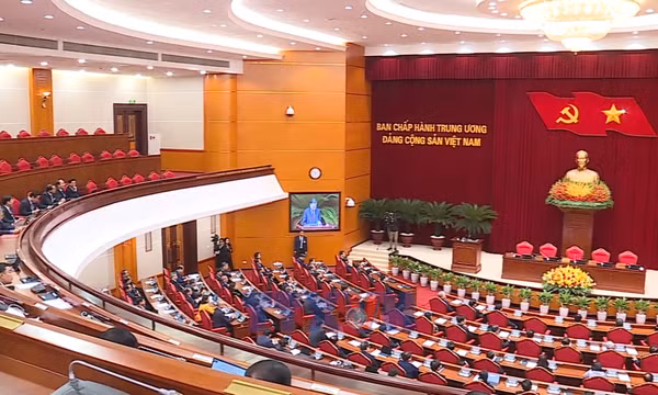 Nhìn lại Nhiệm kỳ Đại hội XIII của Đảng