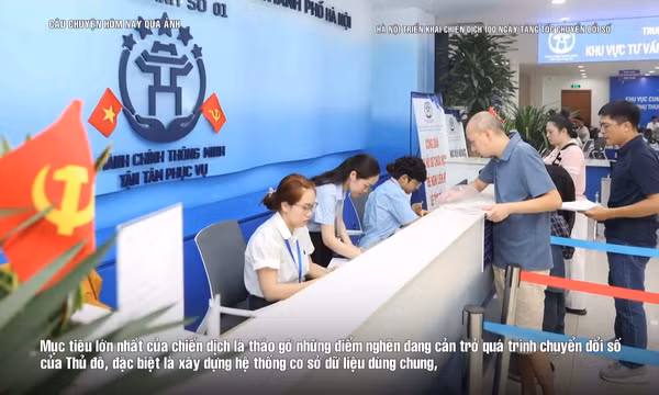 Câu chuyện hôm nay qua ảnh sáng 17/7
