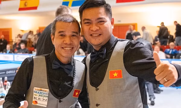 Trần Quyết Chiến và Nguyễn Trần Thanh Tự vô địch carom 3 băng đồng đội thế giới