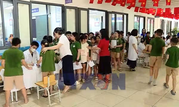 Bộ Y tế hướng dẫn kiểm tra sức khỏe đầu năm học