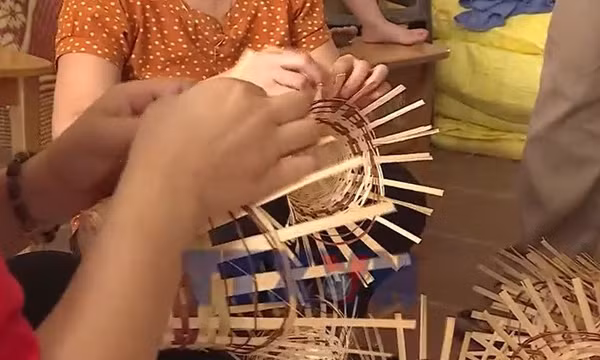 Đòn bẩy cho đất trăm nghề
