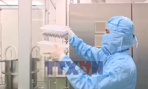 Làm chủ công nghệ vaccine để chủ động phòng, chống dịch bệnh