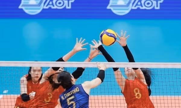 Bóng chuyền nữ Việt Nam lỡ hẹn HCV SEA Games đầy tiếc nuối