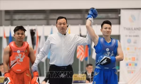 Thu Thủy và Văn Chưởng giành hai HCV cho Wushu Việt Nam