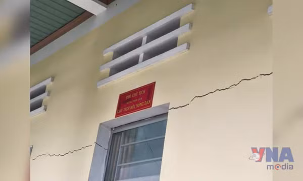 Tiếng nổ dưới đất gây nứt nhà tại xã Ia Rsai, Gia Lai