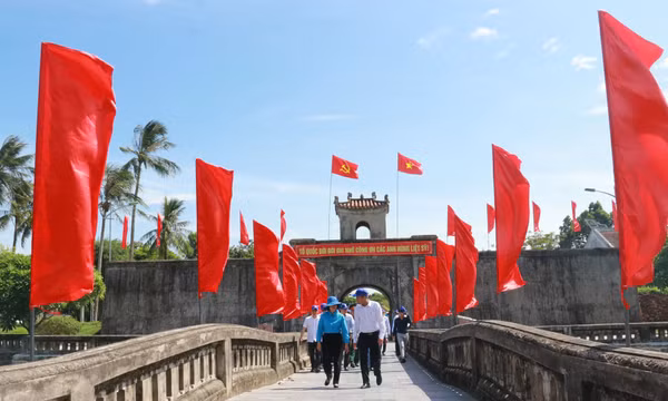 Thành cổ Quảng Trị - Địa chỉ đỏ trong hành trình tri ân tháng Bảy