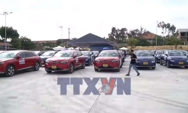 Tăng tốc hạ tầng sạc xe điện