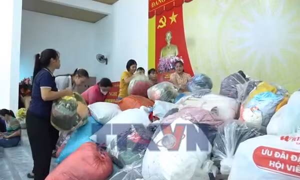 Những người thầm lặng sau tuyến đầu