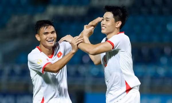 ASEAN Cup 2026: Đình Bắc sẵn sàng phá lưới Singapore