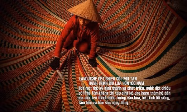 Câu chuyện hôm nay qua ảnh - sáng 12/8