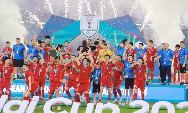 ASEAN Cup 2026: HLV Hudson thừa nhận đội tuyển Việt Nam xứng đáng vô địch