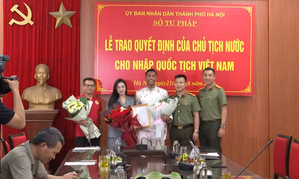 Cầu thủ Nguyễn Adou Legley Minh tự hào là người Việt Nam
