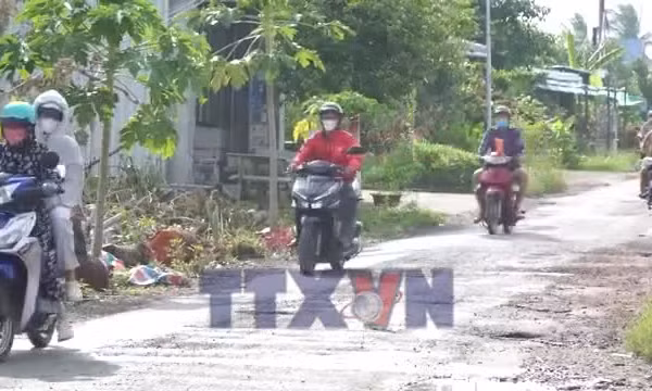 Sớm nâng cấp tuyến đường Đầm Dơi - Tân Tiến ở Cà Mau