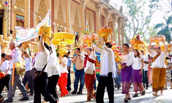 Rộn ràng Lễ dâng y Kathina 2025 của đồng bào Khmer Nam bộ