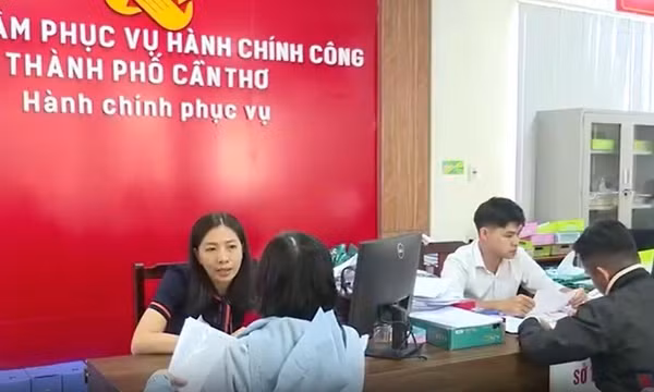 Yêu cầu cắt giảm, đơn giản hóa hơn 2.000 thủ tục hành chính 