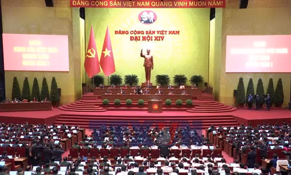 Ngày làm việc thứ hai Đại hội đại biểu toàn quốc lần thứ XIV của Đảng