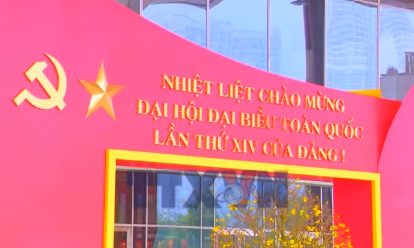 Những hình ảnh nổi bật ngày làm việc thứ 3 Đại hội XIV