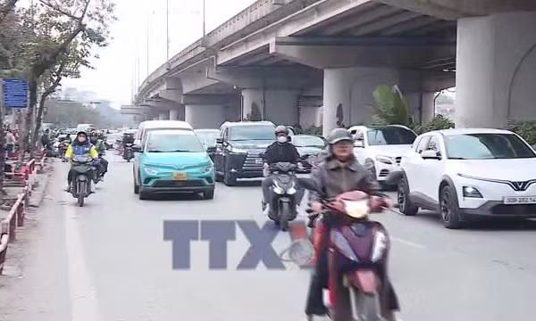Cao điểm dịp nghỉ lễ: Tăng khách, tăng chuyến nhưng lợi nhuận giảm