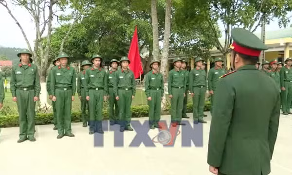 Quyết tâm hoàn thành nhiệm vụ huấn luyện sẵn sàng chiến đấu