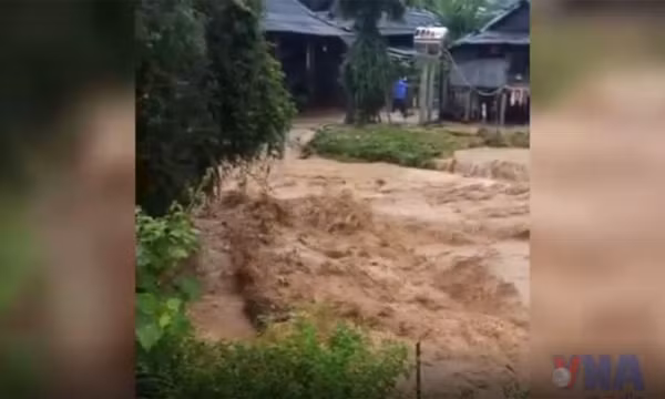 Mưa lớn gây sạt lở, ngập cục bộ tại khu vực miền núi Quảng Trị