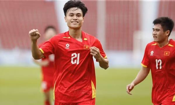 Minh Phúc và cái duyên với U23 Trung Quốc