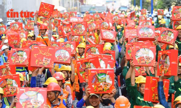 Tri ân người lao động trên công trường xây dựng dịp Tết Bính Ngọ