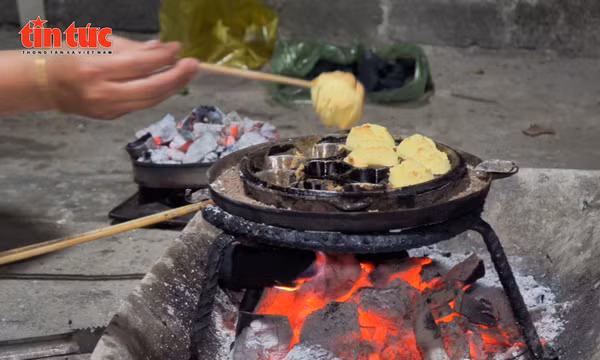 Bánh thuẫn thơm lừng bên bếp lửa người Quảng Đắk Lắk mỗi độ Xuân về