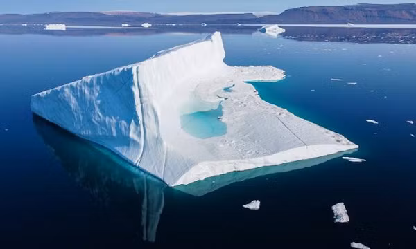Giới khoa học cảnh báo thời tiết ấm bất thường tại Greenland