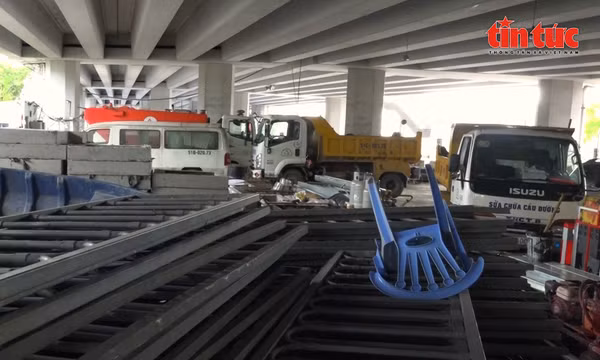 TP Hồ Chí Minh quyết xóa bỏ bãi xe dưới gầm cầu trong tháng 10