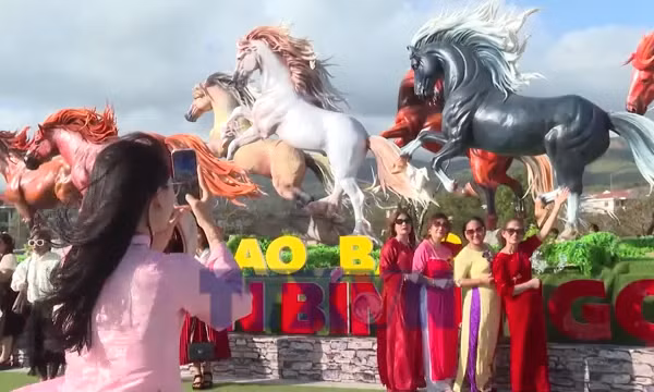 Du lịch nội địa khởi sắc đầu Xuân