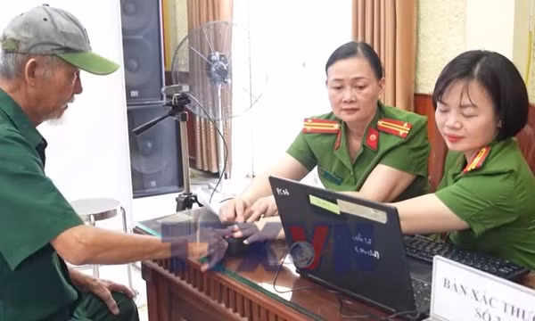 Thu nhận mẫu ADN: Mở ra hy vọng tìm lại tên cho các liệt sỹ