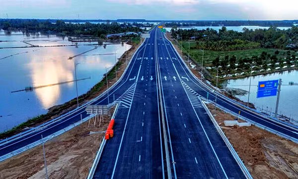 Tiêu điểm kinh tế tuần: Đại công trường 19/12