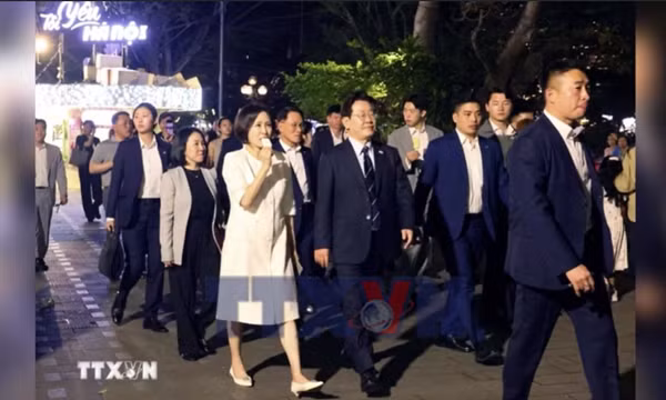 Khơi dậy sức mạnh mềm từ ngoại giao văn hóa