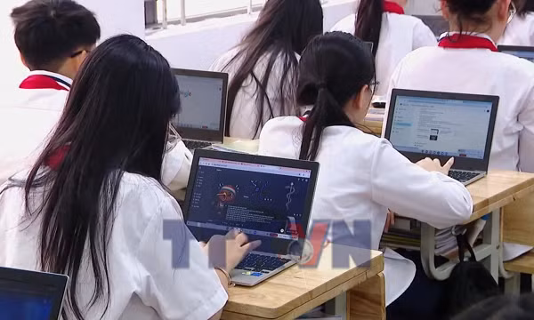 Đổi mới bài giảng bằng AI, khơi mở năng lực học sinh