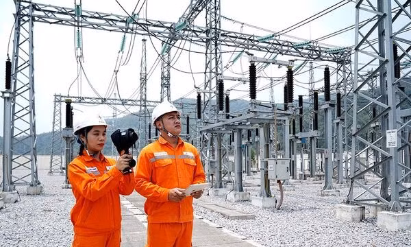 Tiêu điểm kinh tế tuần: Điện cho mục tiêu tăng trưởng kinh tế hai con số