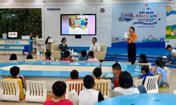 Văn học thiếu nhi đồng hành cùng trẻ lớn lên