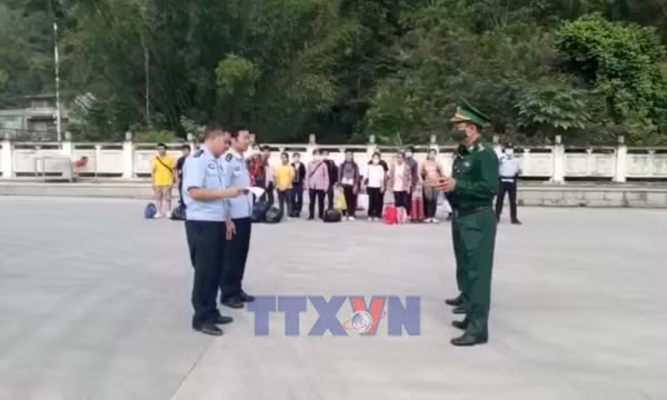 Từ lớp học đến gia đình: Hành trình ngăn chặn tội phạm mua bán người