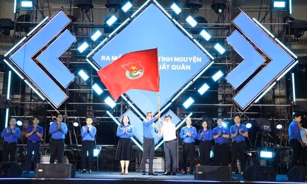 Học Bác mỗi ngày: Khơi dậy khát vọng cống hiến trong thanh niên